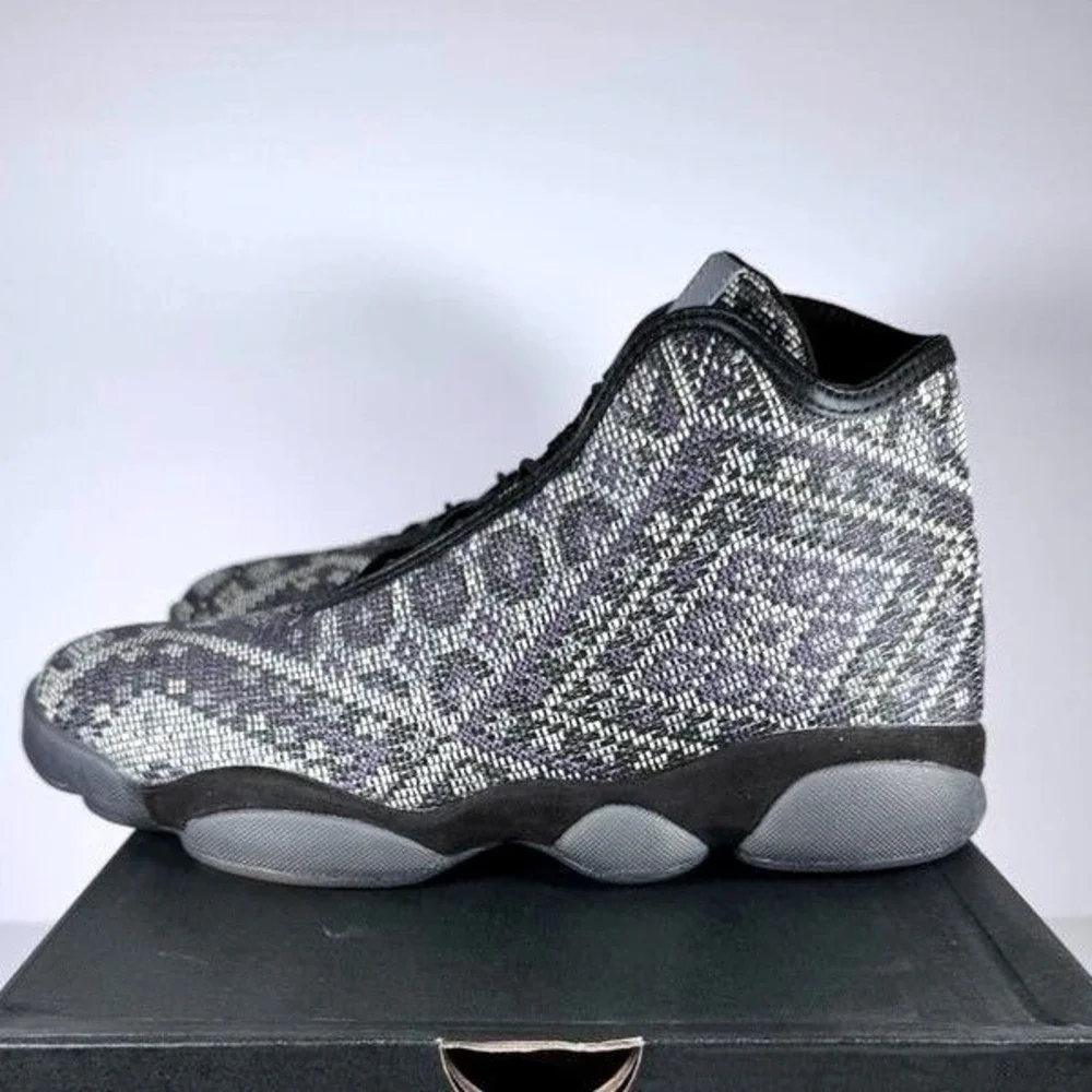 Jordan Horizon Premium‎ Black Purple Steel Light Charcoal 822333-022 Mens 9.5